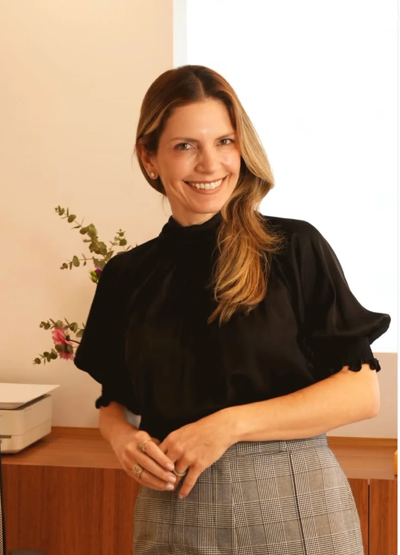 Retrato de Dra. Caroline Skaf